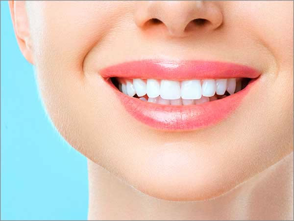 smile designing treatment at dr moin holy dental care south mumbai